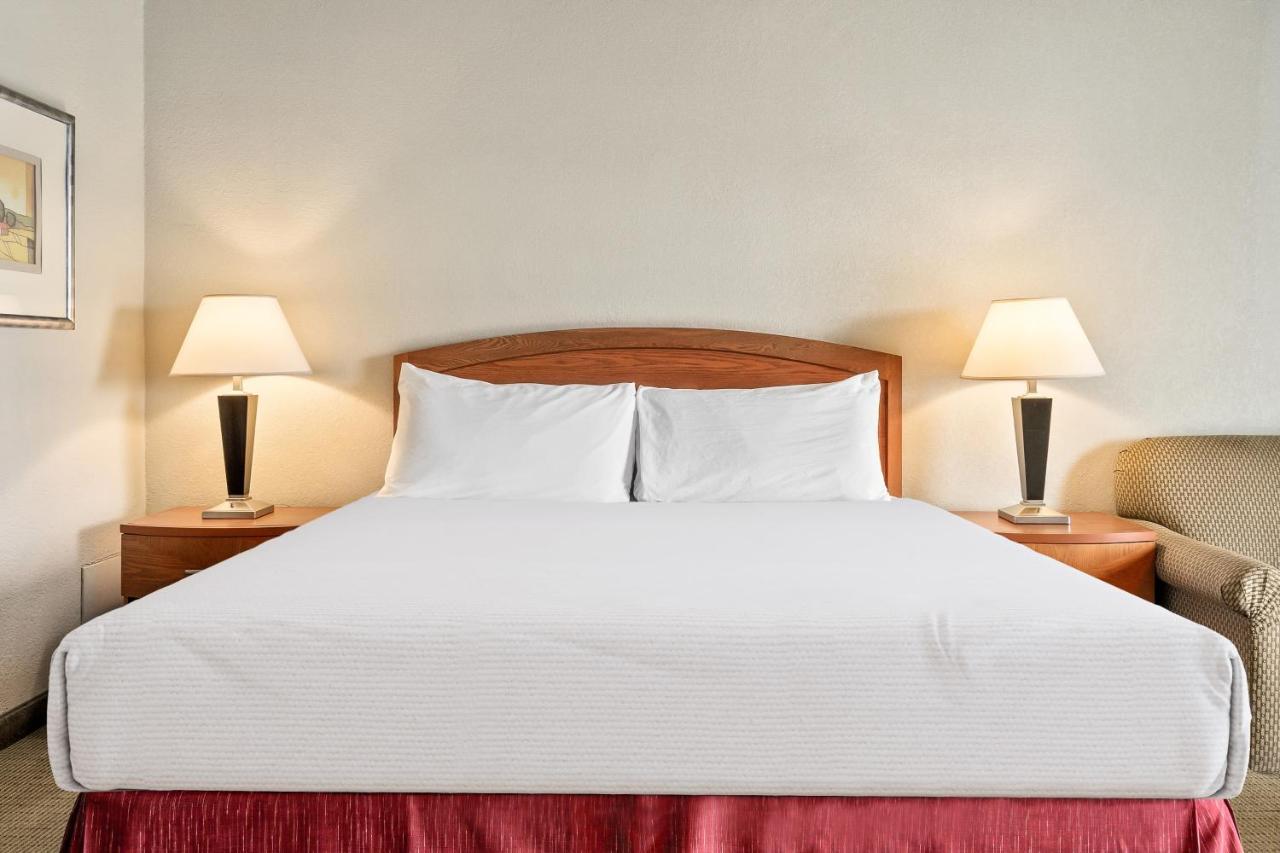 Golden Sails Hotel Лонг Бич Экстерьер фото
