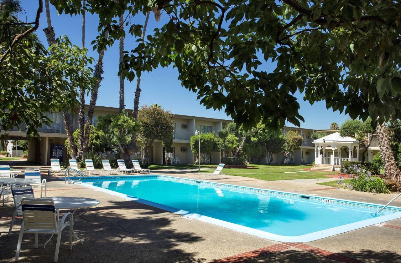 Golden Sails Hotel Лонг Бич Экстерьер фото